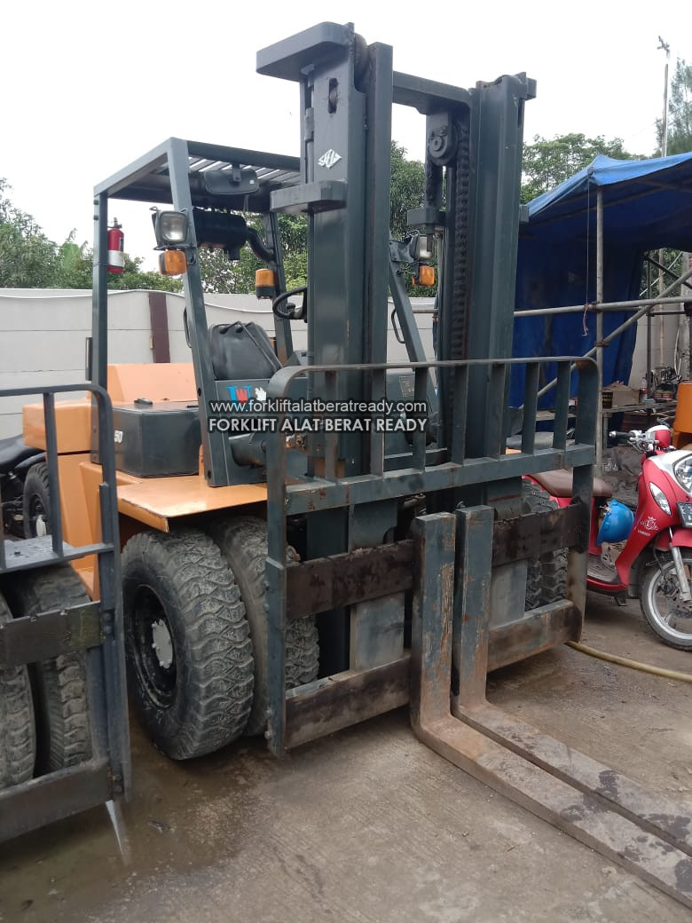 Forklift hanghca Tahun 2008 Kapasitas 5 ton Engine isuzu Mast tiang standar 2