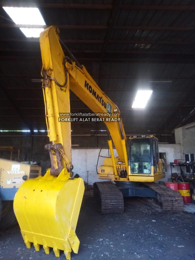 Excavator komatsu Pc200-8mo Tahun 2016 Unit original Unit second 3