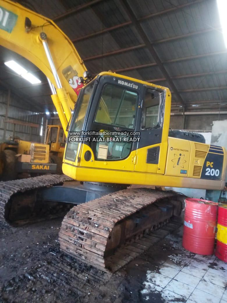 Excavator komatsu Pc200-8mo Tahun 2016 Unit original Unit second 4