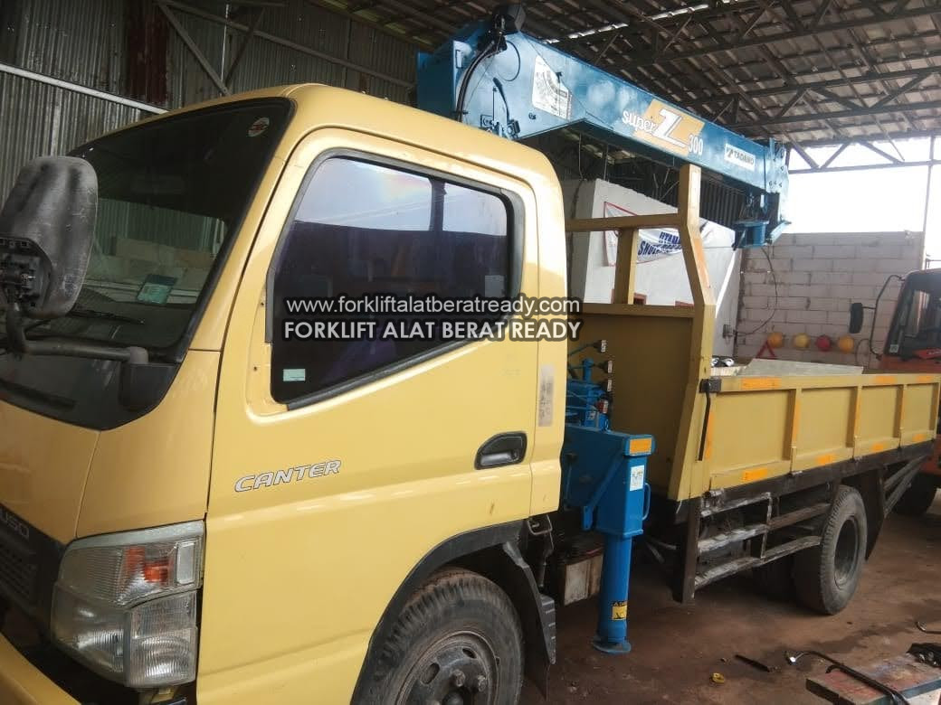 Truck Crane tadano 3 ton, Mitsubishi canter 136Ps thn 2010_2