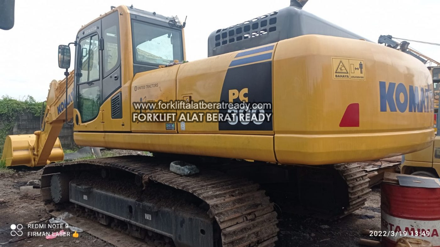 pc300-8mo-tahun-2017-used-2021.-unit-rekondisi-united-tractor.-unit-ready-siap-pakai-0001