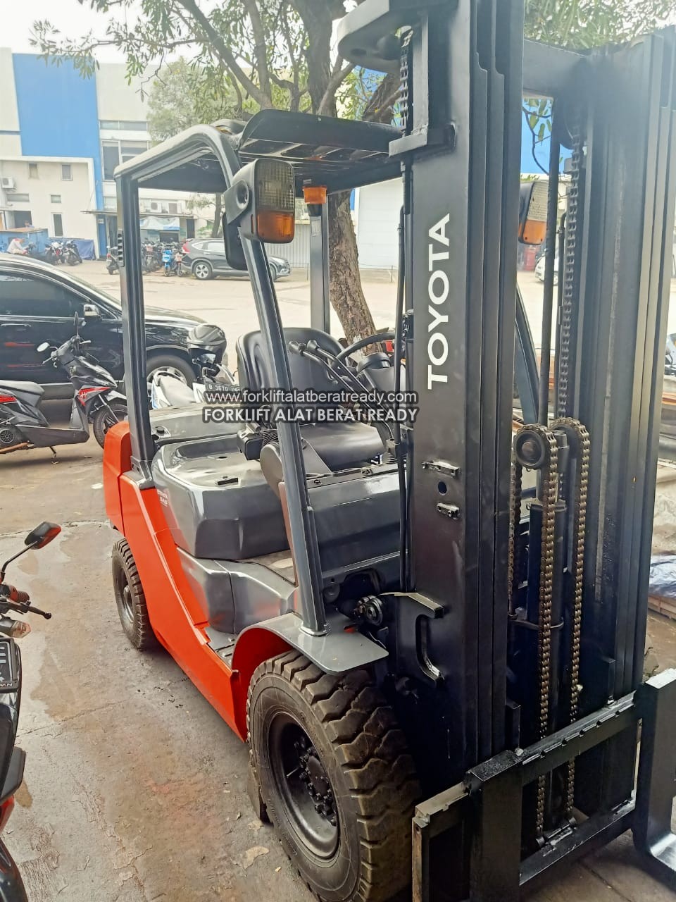 Forklift Toyota Kapasitas 2,5 Ton Mast Trilift 4,3 Meter Tahun 2016 ...